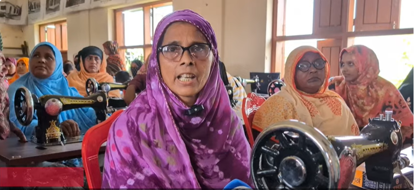  পাবনায় ১০০ জন নারীকে সেলাই মেশিন বিতরণ | Pabna News | 24 Investigators